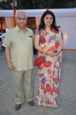 Ramesh Sippy, Kiran Juneja at the launch of the Hanuman Chalisa album in Mehboob Studio on 9th Oct 2011 (59).JPG